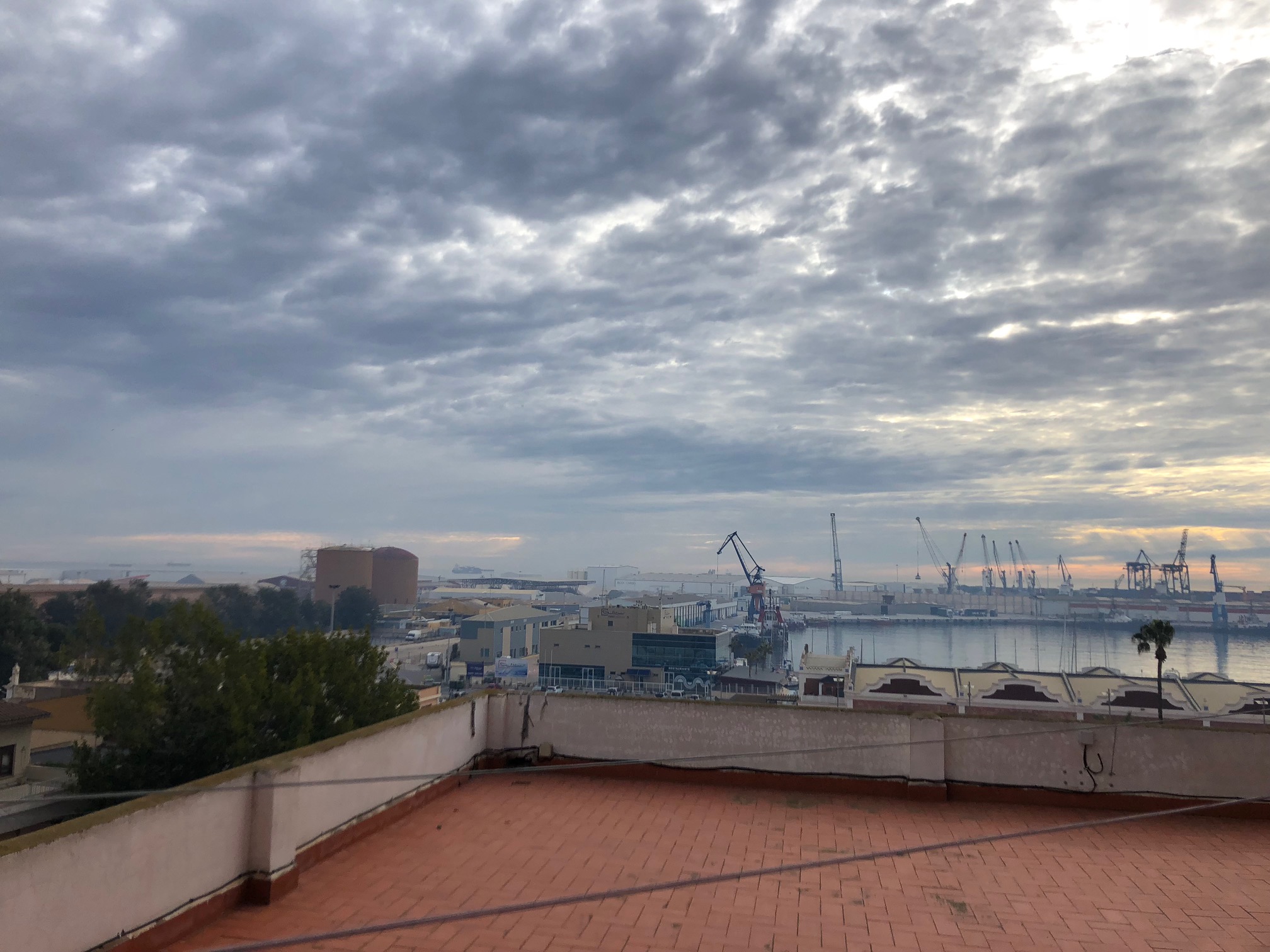 Lote indivisible de 4 fincas que conforman un Hotel en el Grao de Castellón - Imagen 3