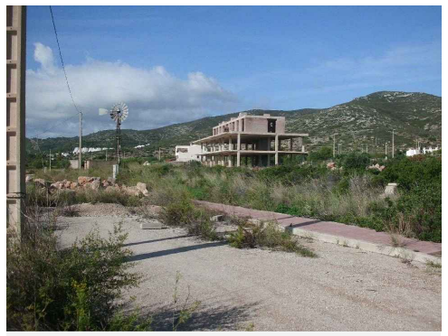 Parcela edificable en Avenida de l'Atzavara, 32. Cabida: 413,91 m2. (Peñíscola) - Imagen 3